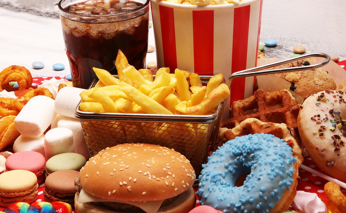 The Hidden Dangers of Processed Foods and Sugary Drinks